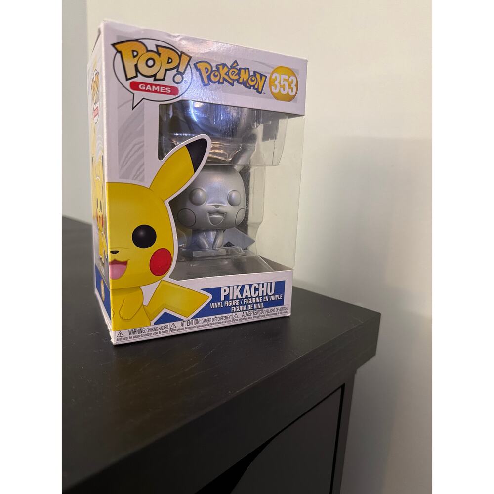 Pikachu (Silver) #353